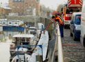 Einsatz BF Koeln Treibstoff auffangen Koeln Rheinauhafen P180